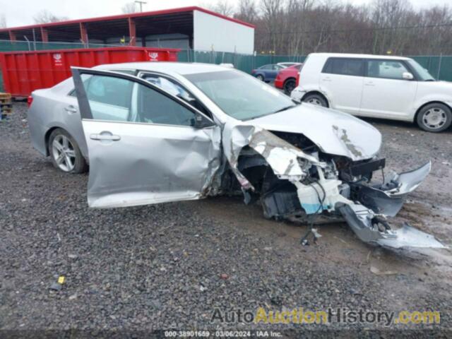 TOYOTA CAMRY SE, 4T1BF1FK6DU661340