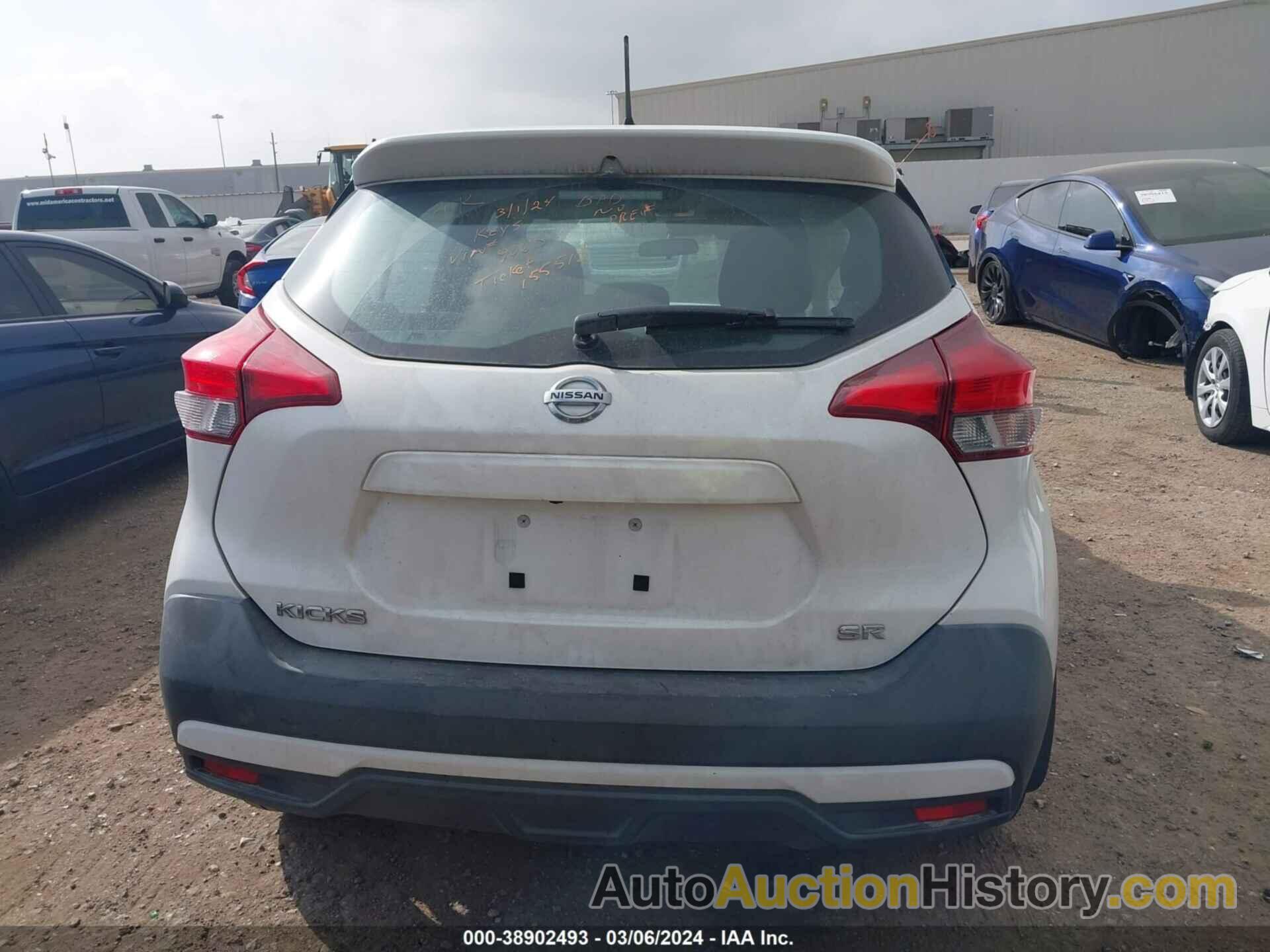 NISSAN KICKS SR, 3N1CP5CU4KL559063