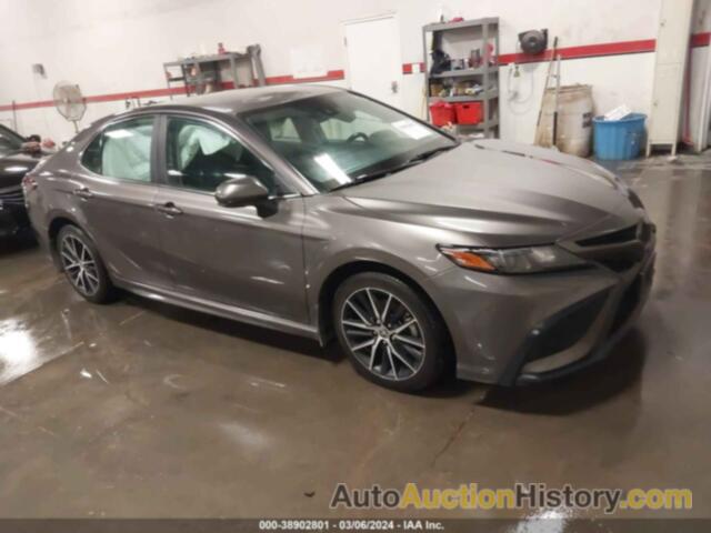 TOYOTA CAMRY SE AWD, 4T1G11BK2MU028618