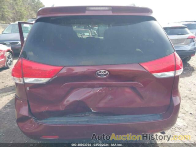 TOYOTA SIENNA LE V6 8 PASSENGER, 5TDKK3DCXCS205982