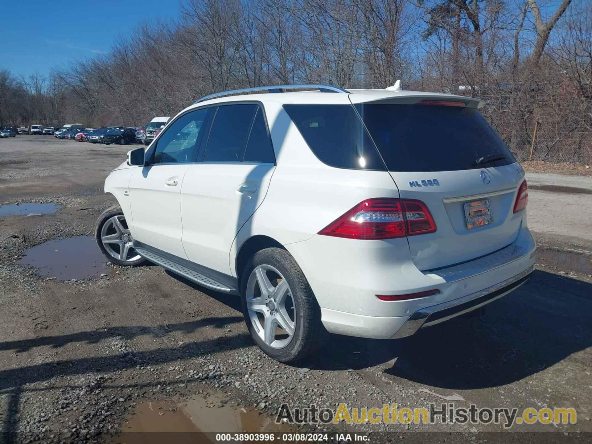 MERCEDES-BENZ ML 550 4MATIC, 4JGDA7DB0EA365990