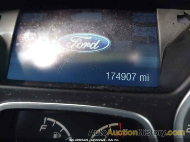 FORD FOCUS SE, 1FADP3F28EL386363