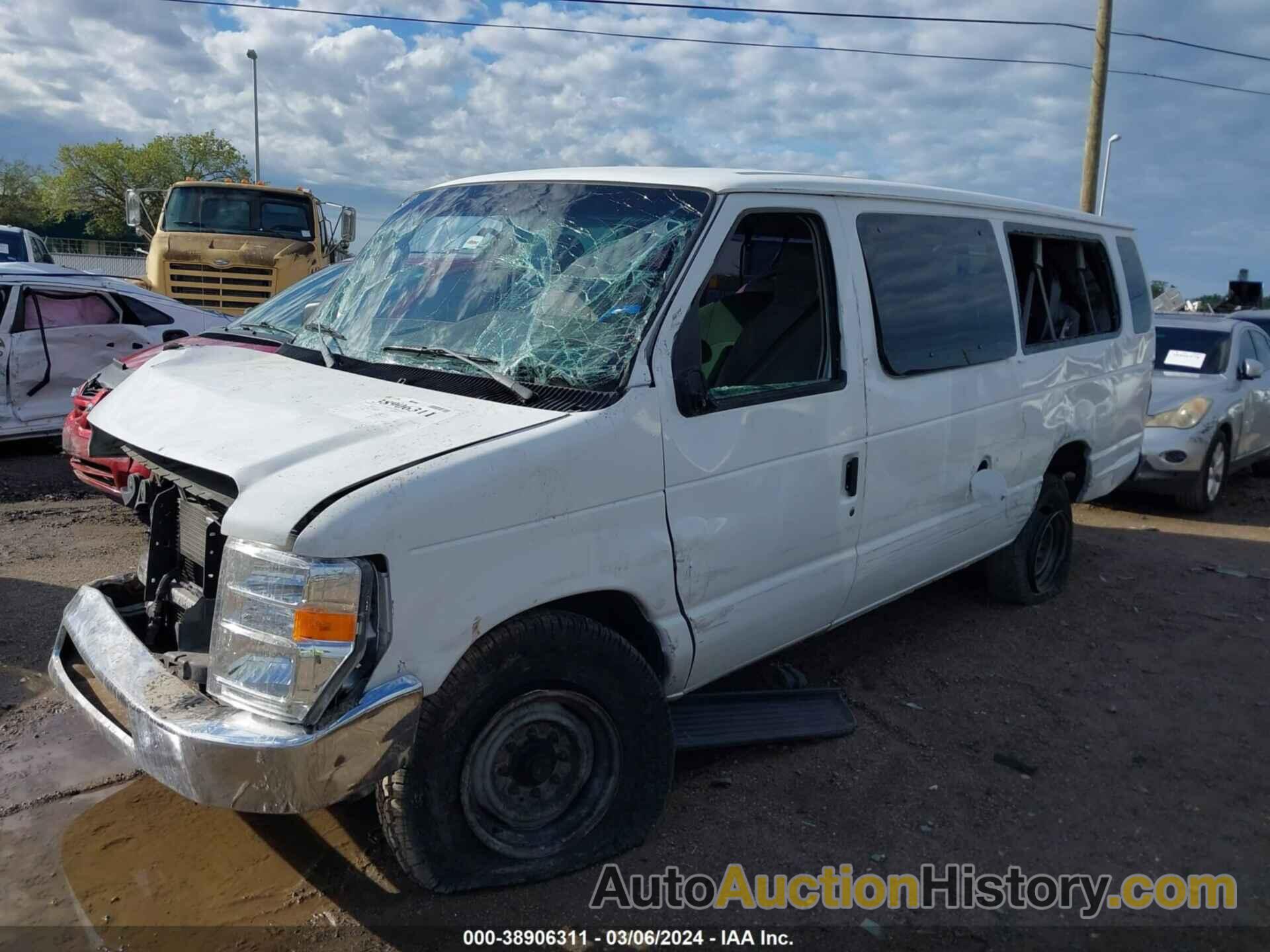 FORD E-350 SUPER DUTY XLT, 1FBSS3BL1CDA32632