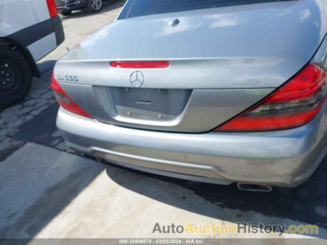 MERCEDES-BENZ SL 550, WDBSK7BAXBF163139