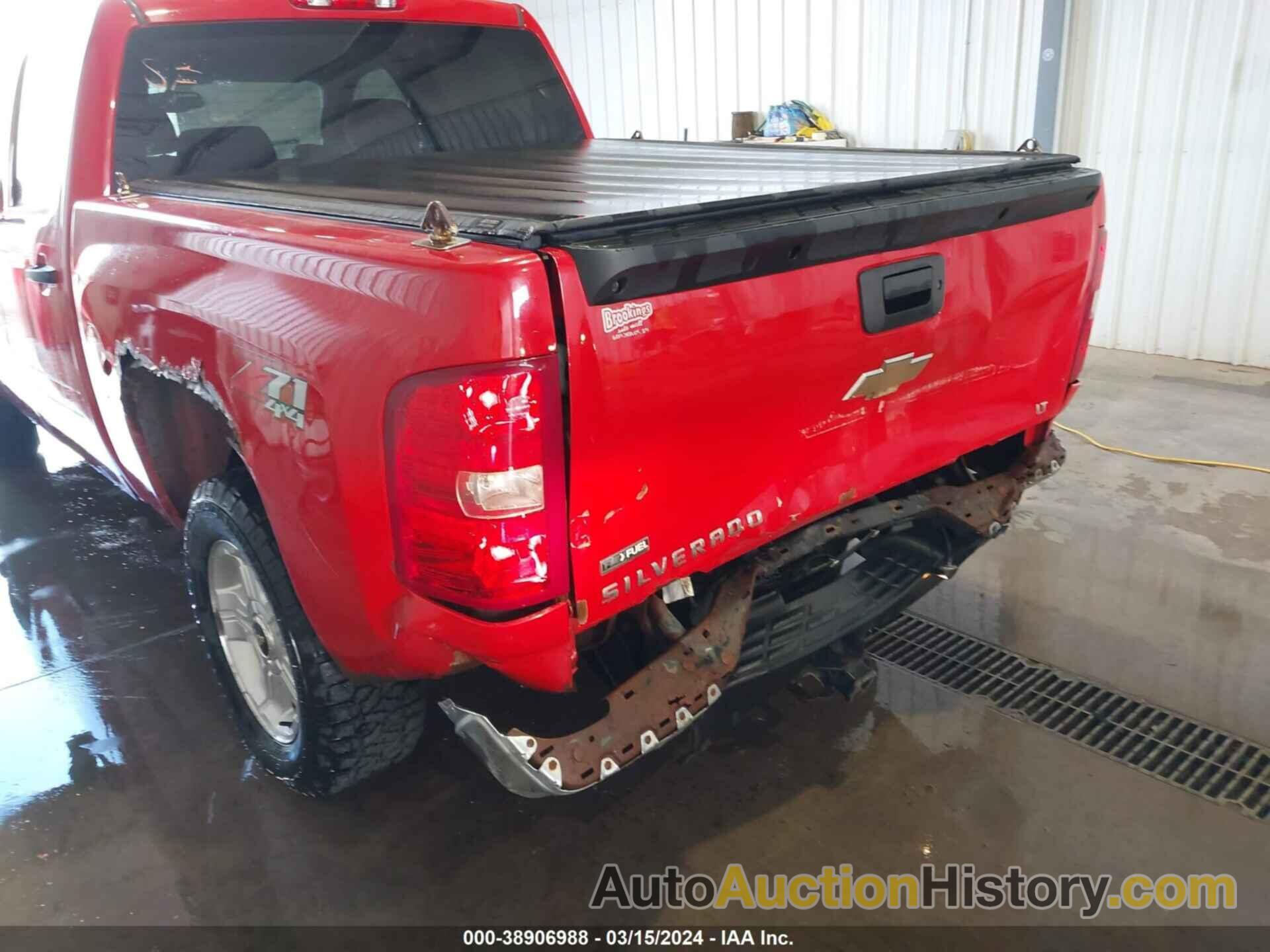 CHEVROLET SILVERADO 1500 LT, 3GCEK23319G144926