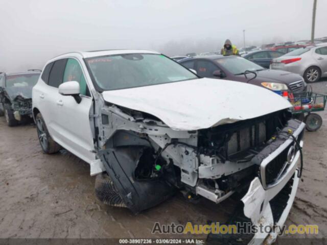 VOLVO XC60 T5 MOMENTUM, YV4102RK7M1850290