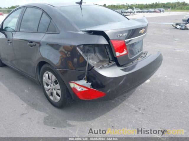 CHEVROLET CRUZE LS, 1G1PA5SH0E7152265