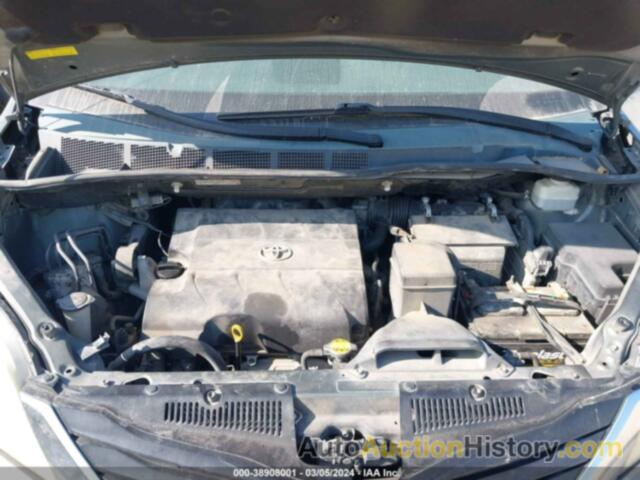 TOYOTA SIENNA LE V6, 5TDKK3DC5BS055150