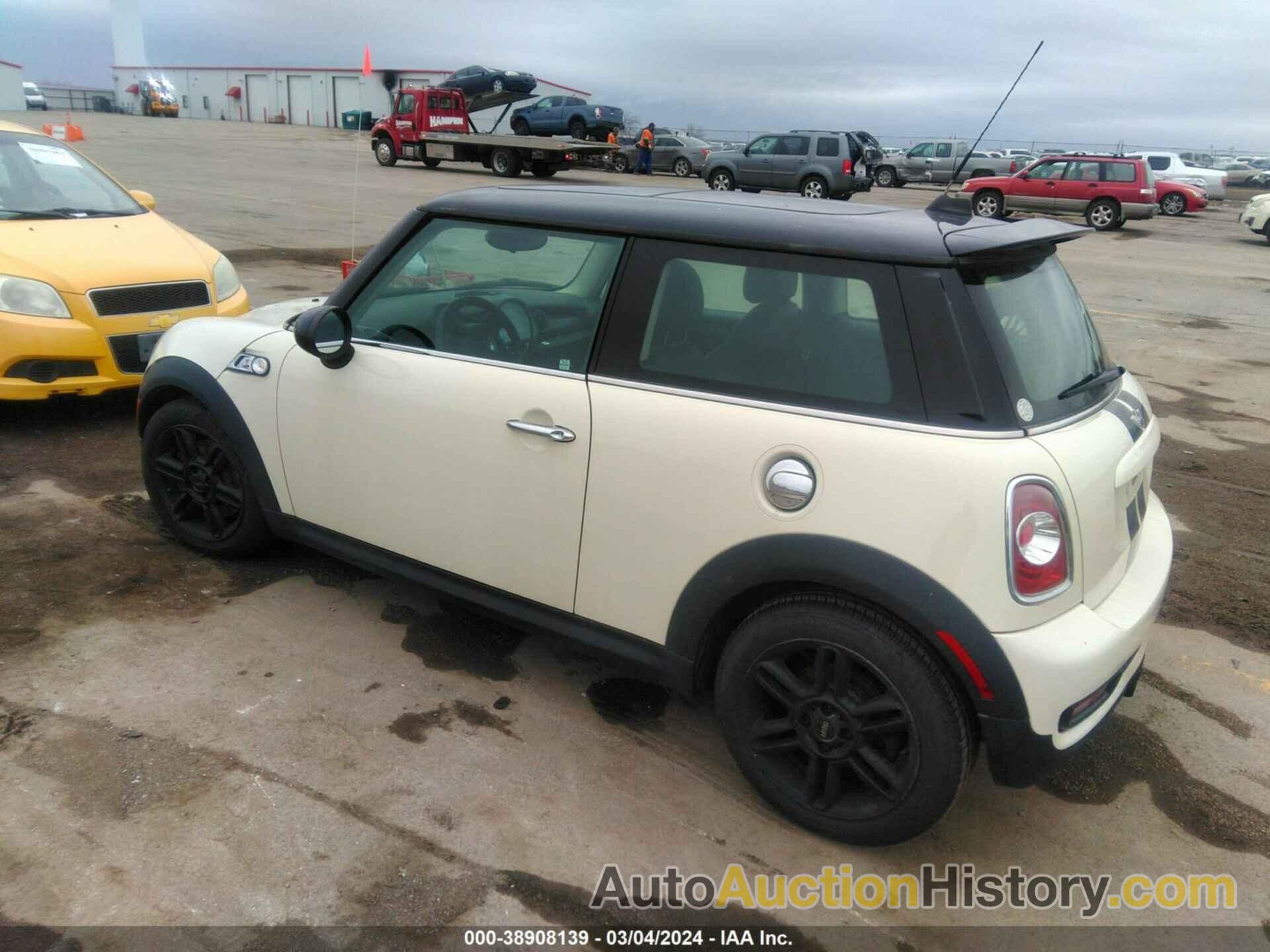 MINI COOPER S, WMWSV3C58BTY13362