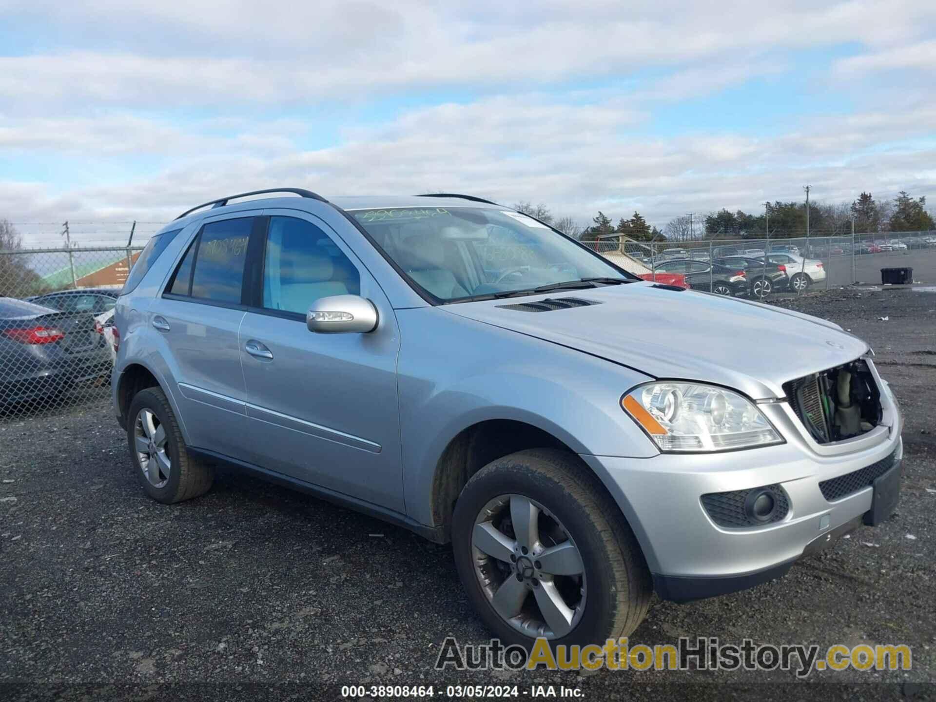 MERCEDES-BENZ ML 500 4MATIC, 4JGBB75E67A250312