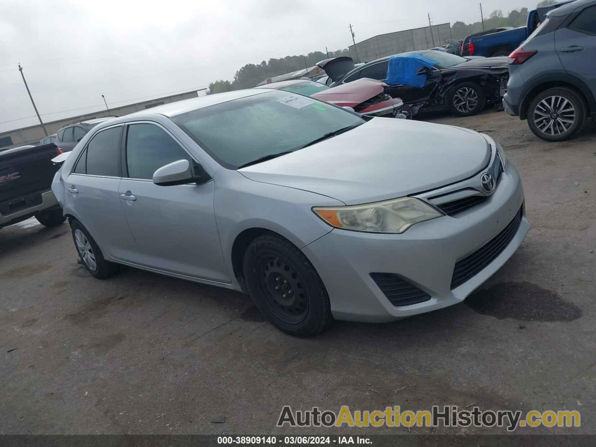 TOYOTA CAMRY LE, 4T4BF1FK7ER346506