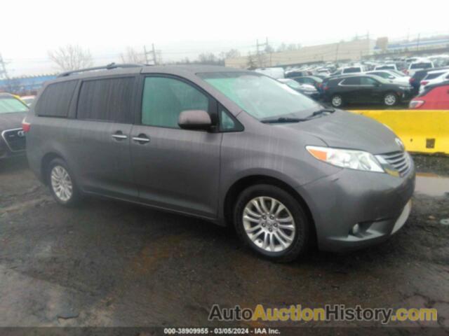 TOYOTA SIENNA XLE PREMIUM 8 PASSENGER, 5TDYK3DCXFS554610