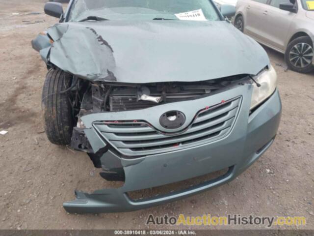 TOYOTA CAMRY LE, 4T1BE46KX9U901761