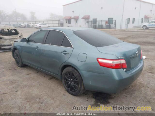 TOYOTA CAMRY LE, 4T1BE46KX9U901761