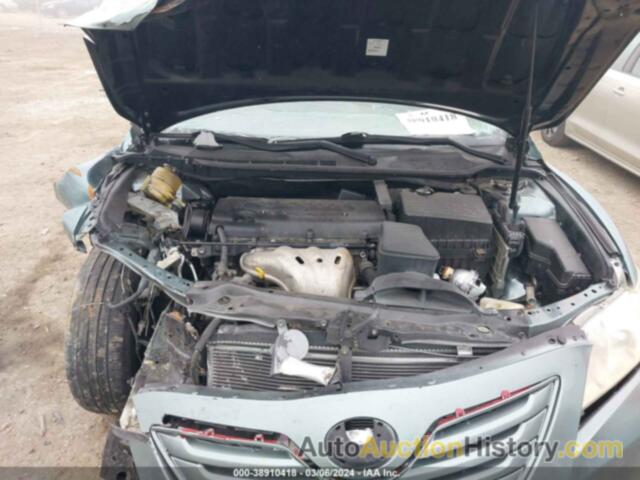 TOYOTA CAMRY LE, 4T1BE46KX9U901761