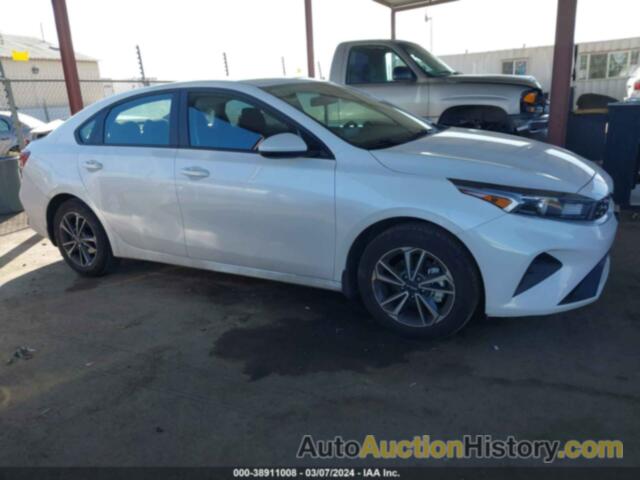 KIA FORTE LXS, 3KPF24AD3RE695270