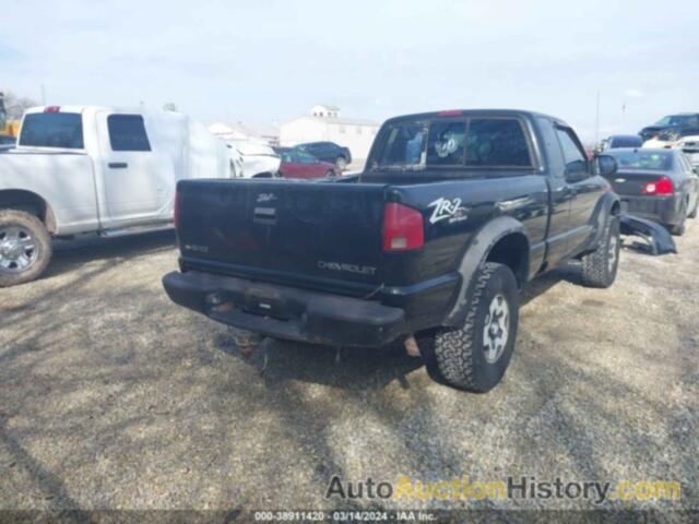 CHEVROLET S-10 LS, 1GCCT19W5Y8251319