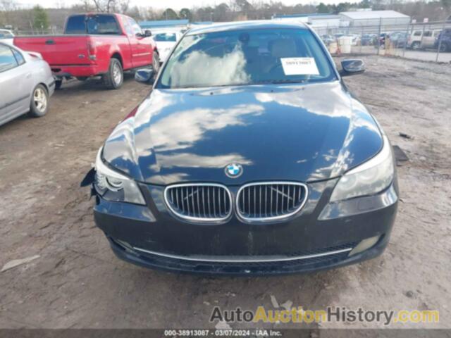 BMW 528XI, WBANV13548CZ53872