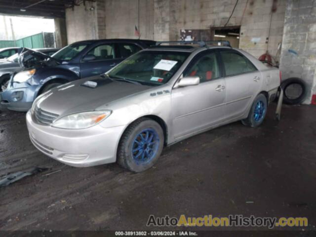 TOYOTA CAMRY LE, 4T1BE32KX4U357397