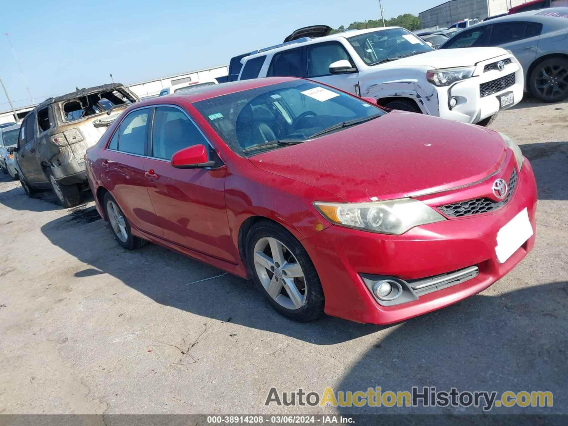 TOYOTA CAMRY SE, 4T1BF1FK5DU675441