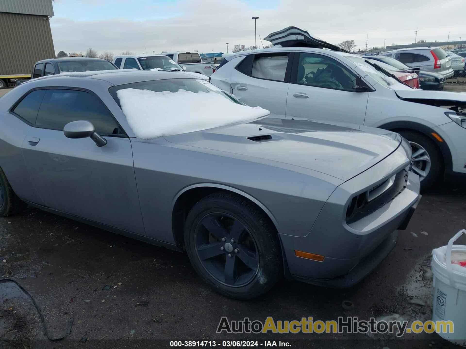 DODGE CHALLENGER SXT PLUS, 2C3CDYAG4EH121858