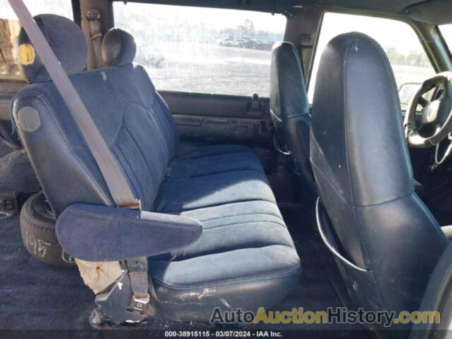 CHEVROLET ASTRO, 1GNDM19W3YB187938