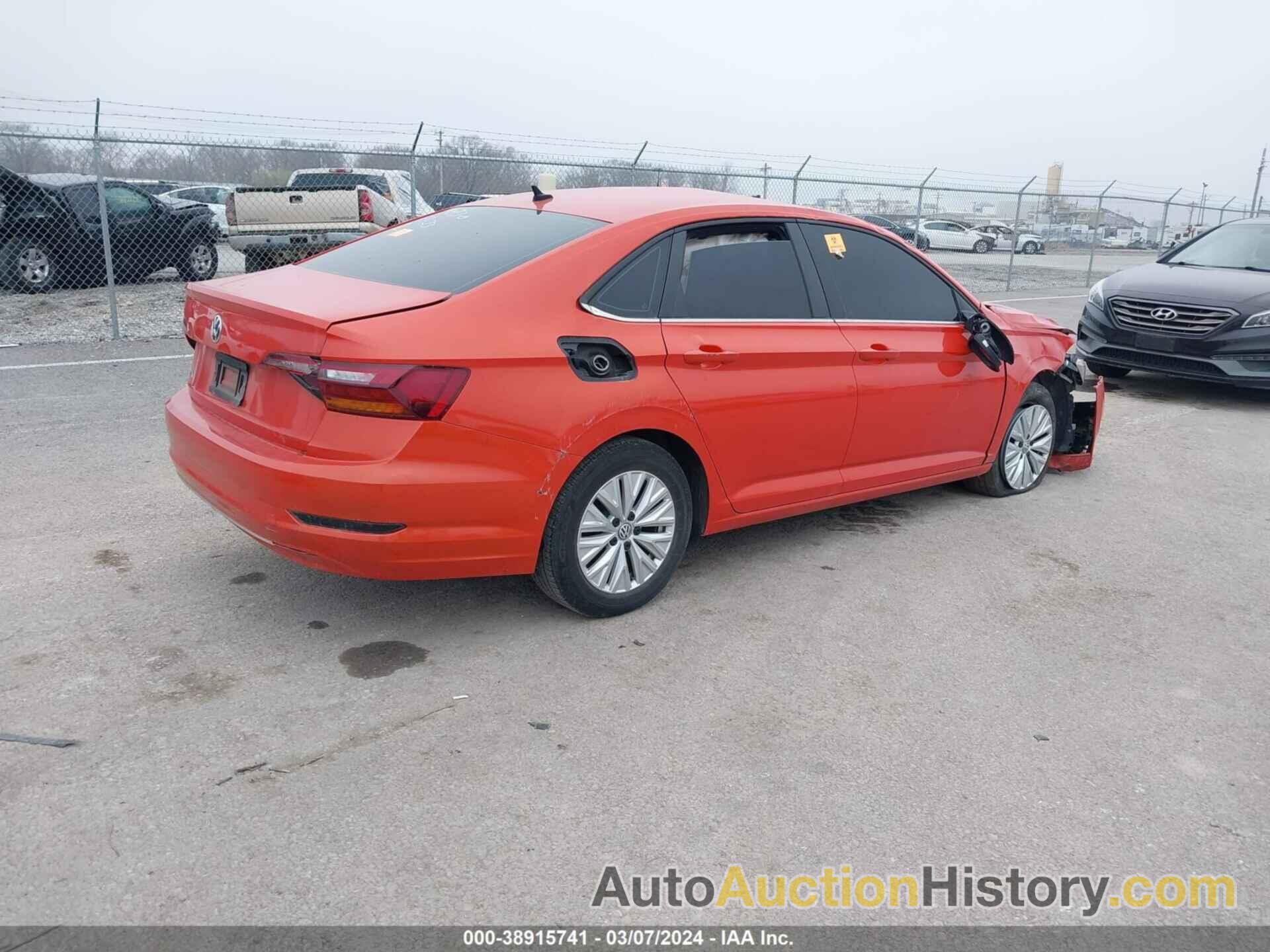 VOLKSWAGEN JETTA S/SE/R-LINE, 3VWC57BU1KM152387