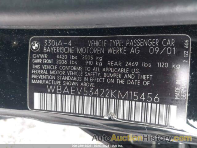 BMW 330 I, WBAEV53422KM15456
