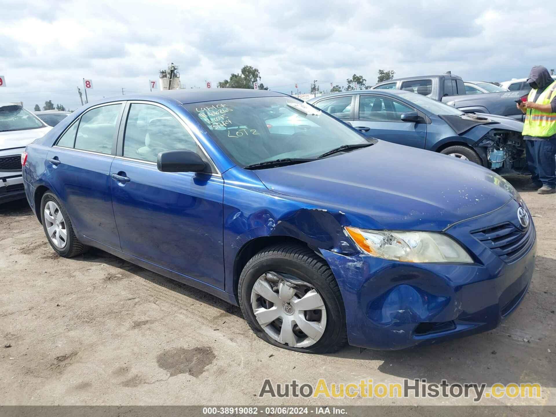 TOYOTA CAMRY LE, 4T4BE46KX8R027125