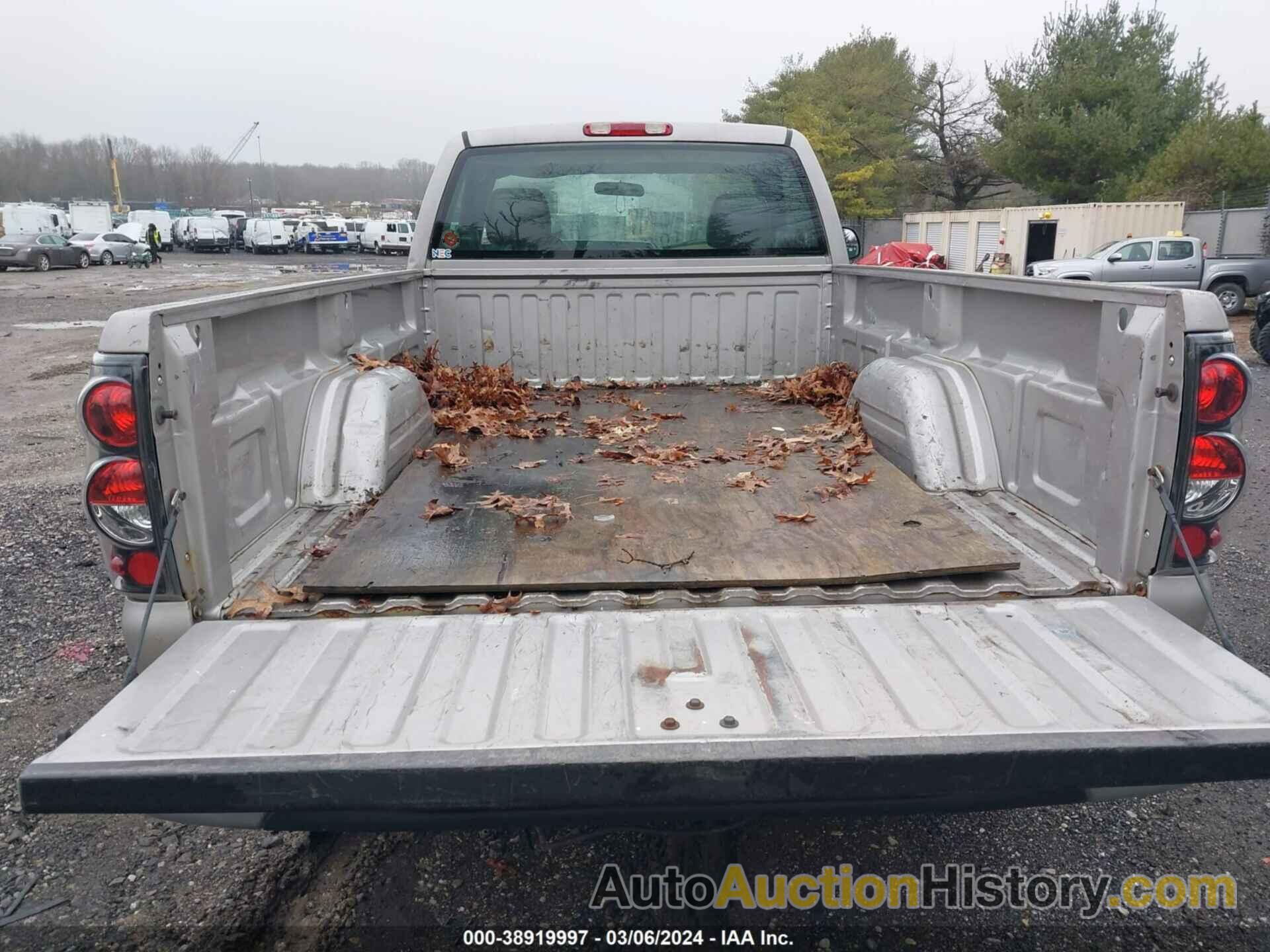 CHEVROLET SILVERADO 2500HD WORK TRUCK, 1GCHK24U24E314439