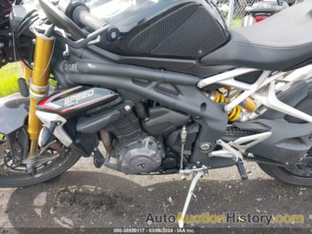 TRIUMPH MOTORCYCLE SPEED TRIPLE 1200 RS, SMTP01ST6NTAG5596