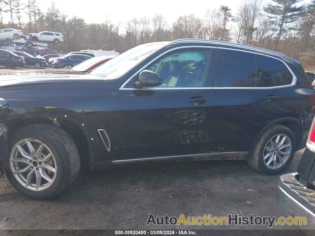 BMW X5 XDRIVE40I, 5UXCR6C01N9J95903