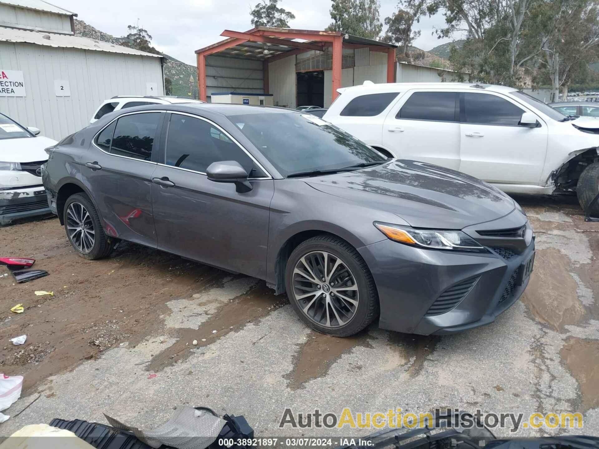 TOYOTA CAMRY SE, 4T1G11AK2LU904989