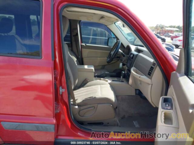 JEEP LIBERTY SPORT, 1J8GP28K59W550566