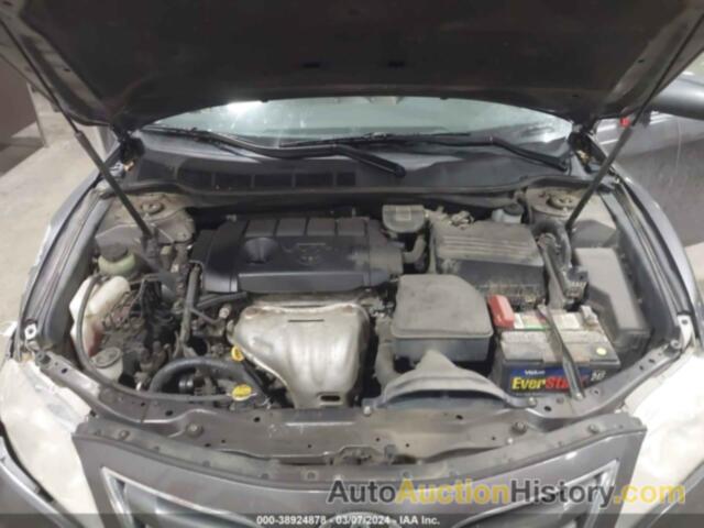 TOYOTA CAMRY LE, 4T4BF3EK1BR192139