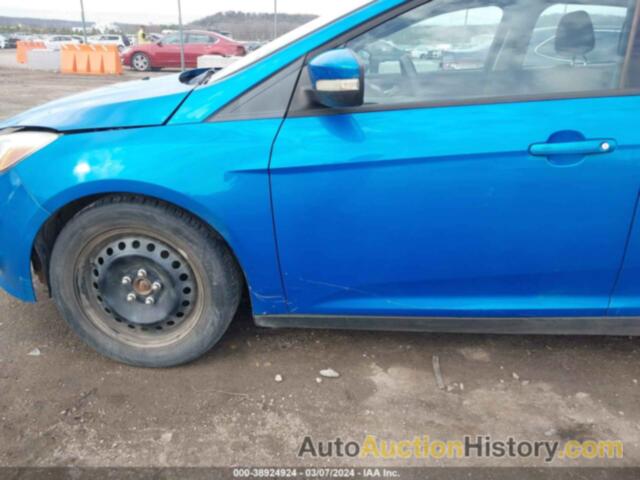 FORD FOCUS SE, 1FAHP3K26CL210352