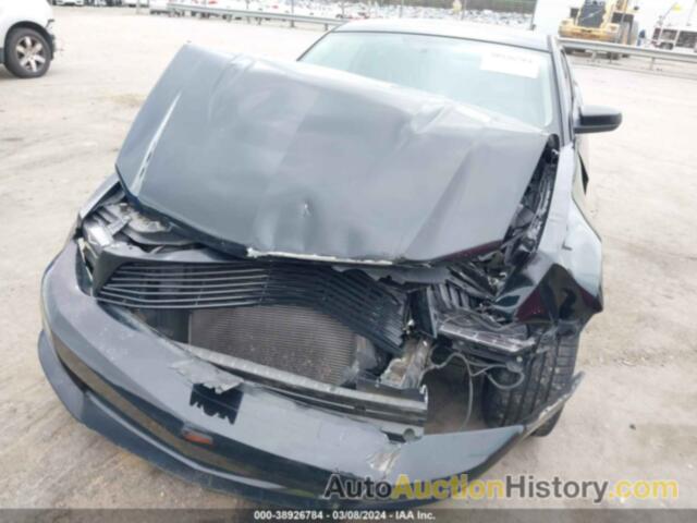 FORD MUSTANG V6/V6 PREMIUM, 1ZVBP8AN2A5176613