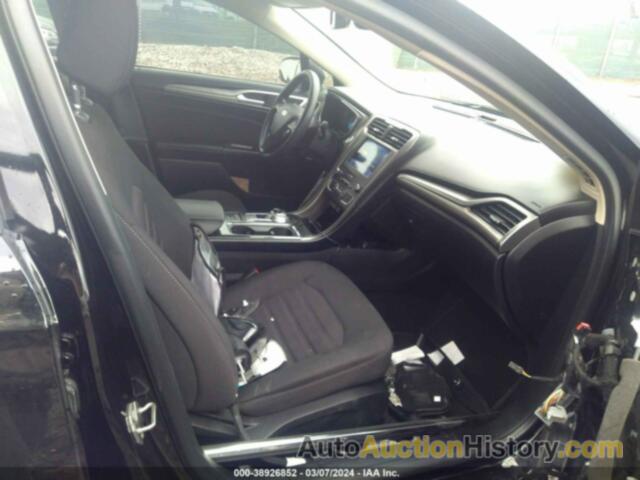 FORD FUSION SE, 3FA6P0HD6LR130064