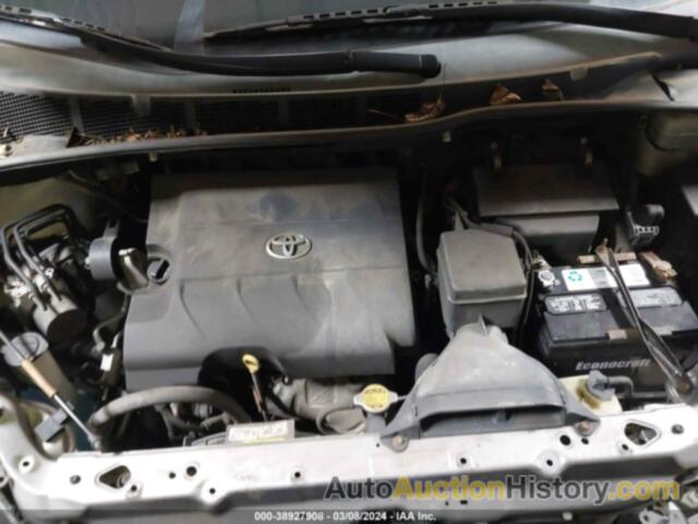 TOYOTA SIENNA LE V6 8 PASSENGER, 5TDKK3DCXDS382520