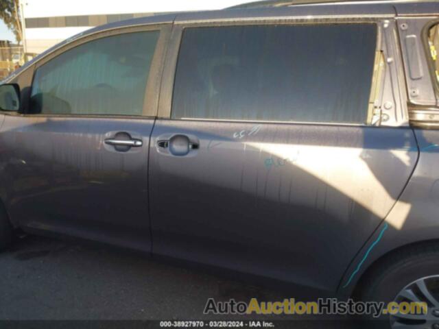 TOYOTA SIENNA XLE PREMIUM 8 PASSENGER, 5TDYZ3DC2KS998585