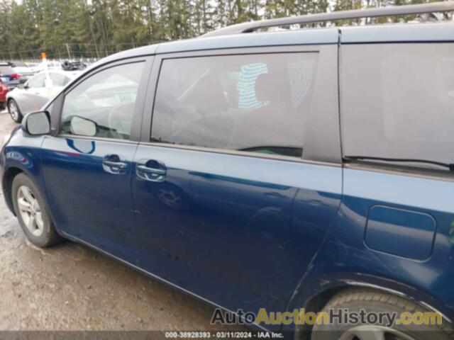 TOYOTA SIENNA LE, 5TDKK3DC5BS099844