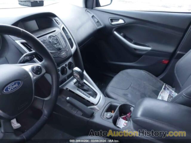 FORD FOCUS SE, 1FADP3K20EL330469