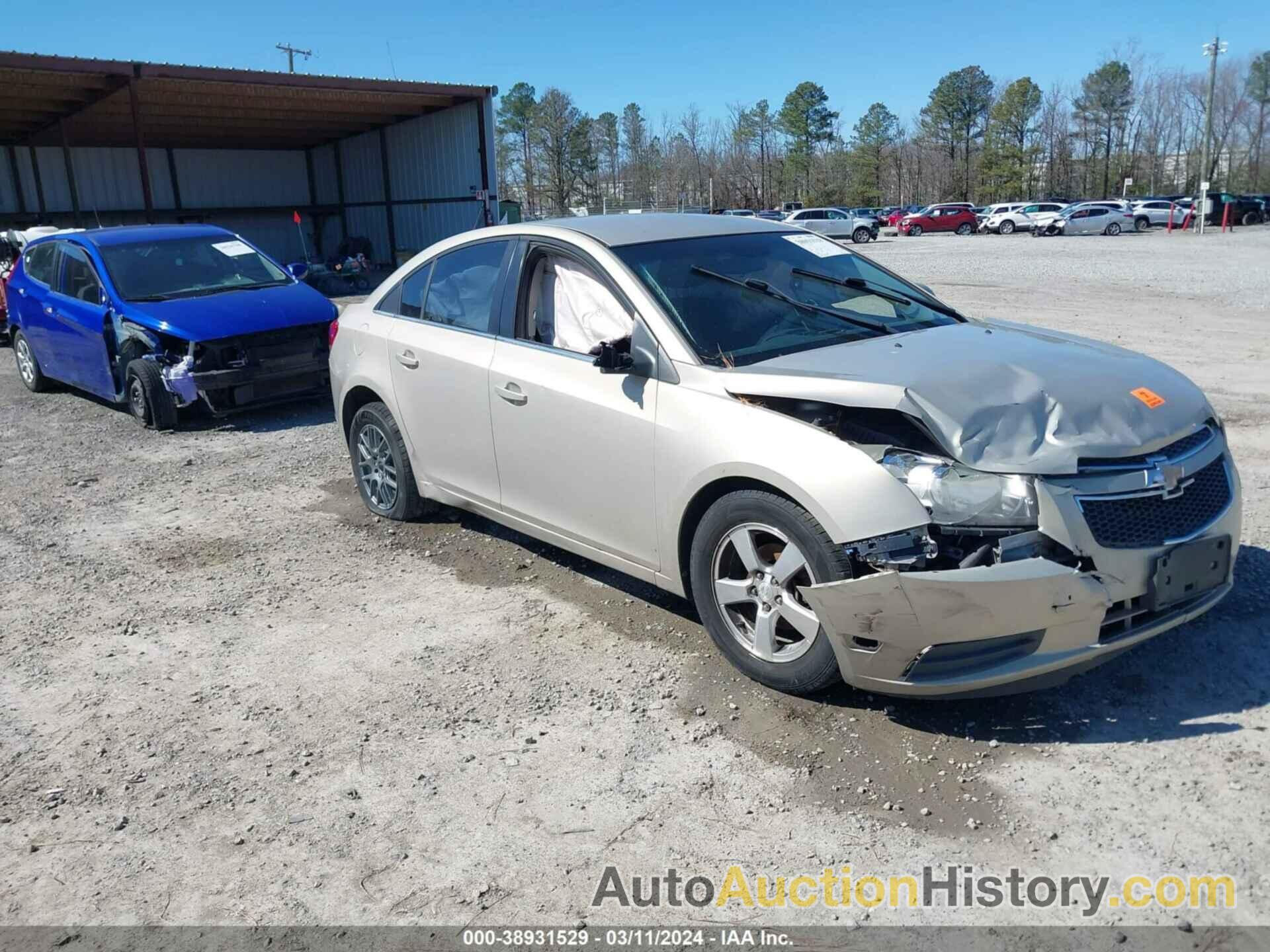 CHEVROLET CRUZE LT, 1G1PE5SC3C7158888