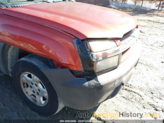 CHEVROLET AVALANCHE 1500, 3GNEC13T83G304161