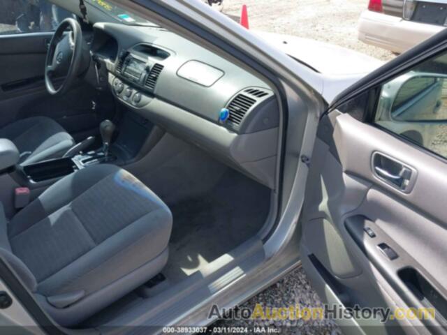 TOYOTA CAMRY LE, 4T1BE32KX5U513942