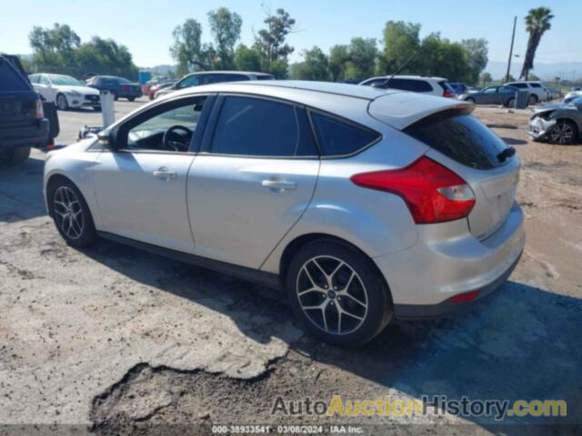 FORD FOCUS SE, 1FAHP3K21CL415805