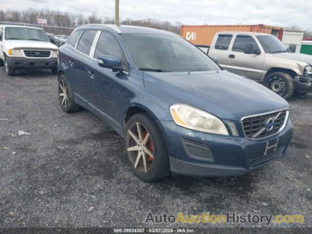 VOLVO XC60 T6/T6 R-DESIGN, YV4902DZ0B2136435