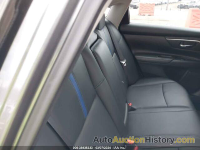 NISSAN ALTIMA 2.5 SR, 1N4AL3APXJC136974