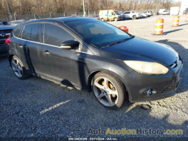 FORD FOCUS TITANIUM, 1FADP3N28DL299935