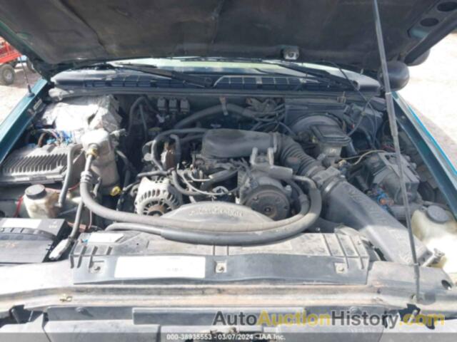 CHEVROLET BLAZER LS, 1GNDT13W6V2150227